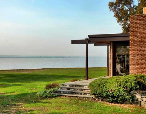 253 Long Neck Point Road Darien, CT 06820 - Photo 2 of 15 a view of a ocean view