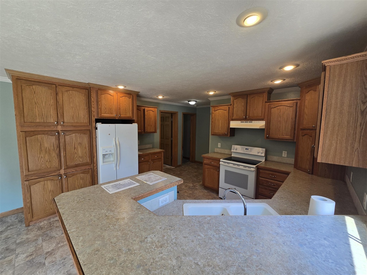 15133 South Kinross Road Kinross, MI 49752 - Photo 22 of 89 Gallery Image 22