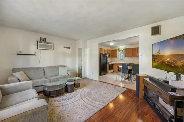 $569,999 | 164 Fruit Hill Avenue, Providence, RI 02911