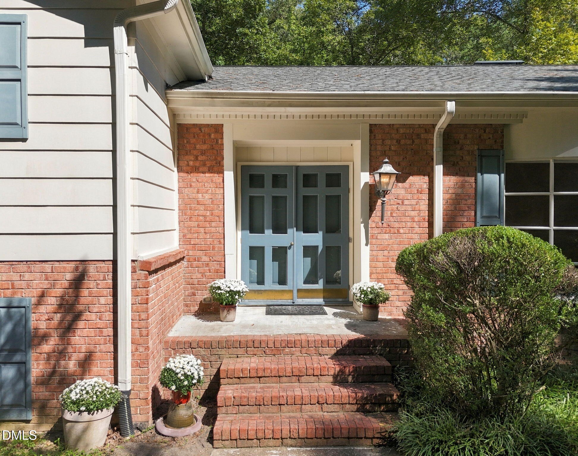 6102 Castlebrook Drive Raleigh, NC 27604 - Photo 4 of 63 3317 Sq Ft of Quality, Charm, Character and Warmth