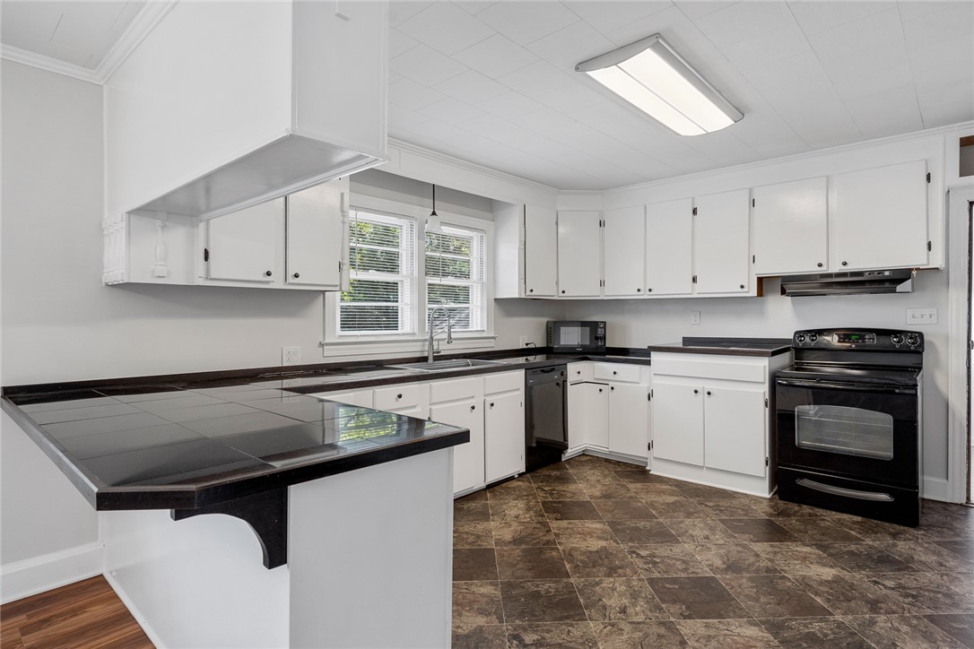 37 Dendy Street Pelzer, SC 29669 - Photo 14 of 39