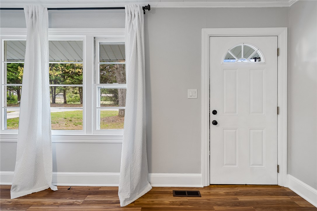 37 Dendy Street Pelzer, SC 29669 - Photo 7 of 39