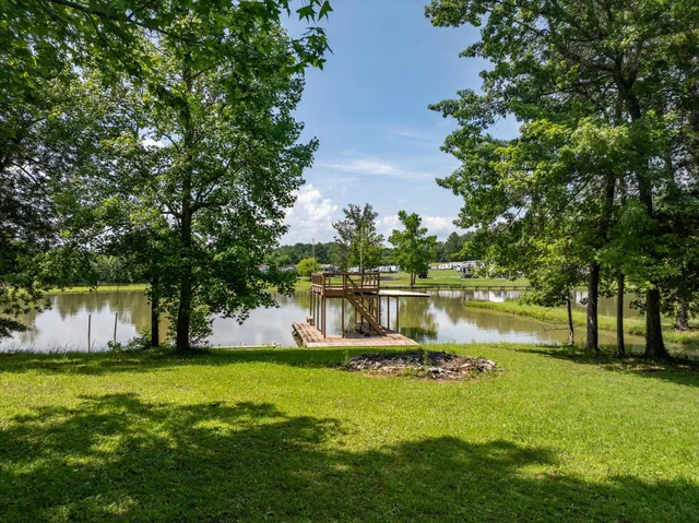 $595,000 | 152 Hiwassee Drive, Decatur, TN 37322