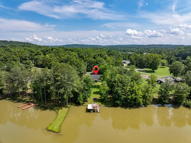 $595,000 | 152 Hiwassee Drive, Decatur, TN 37322