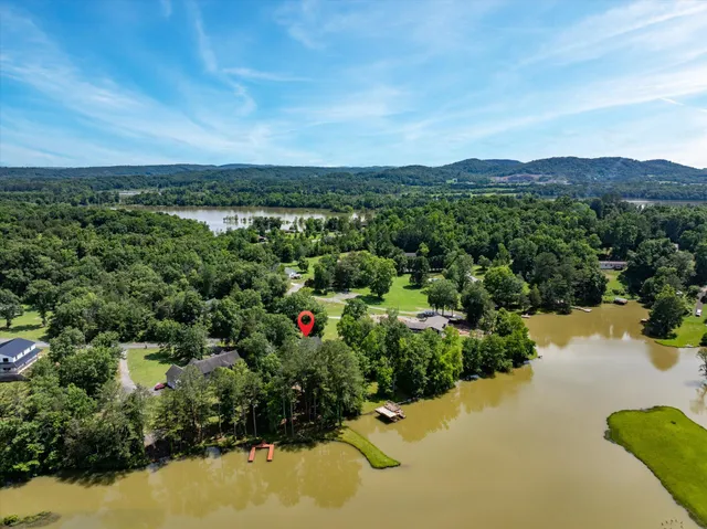 $595,000 | 152 Hiwassee Drive, Decatur, TN 37322