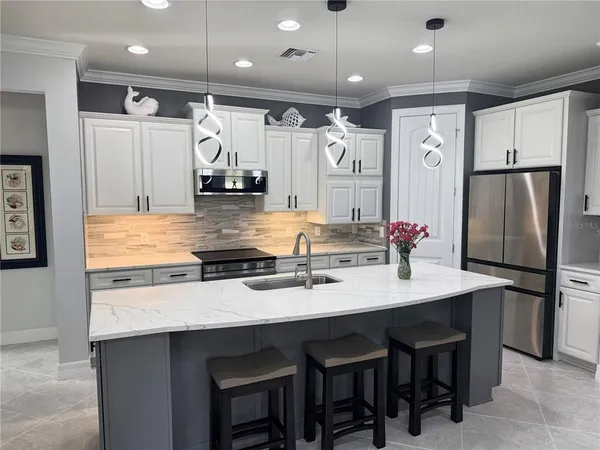 $685,000 | 13861 Karina Street, Venice, FL 34293