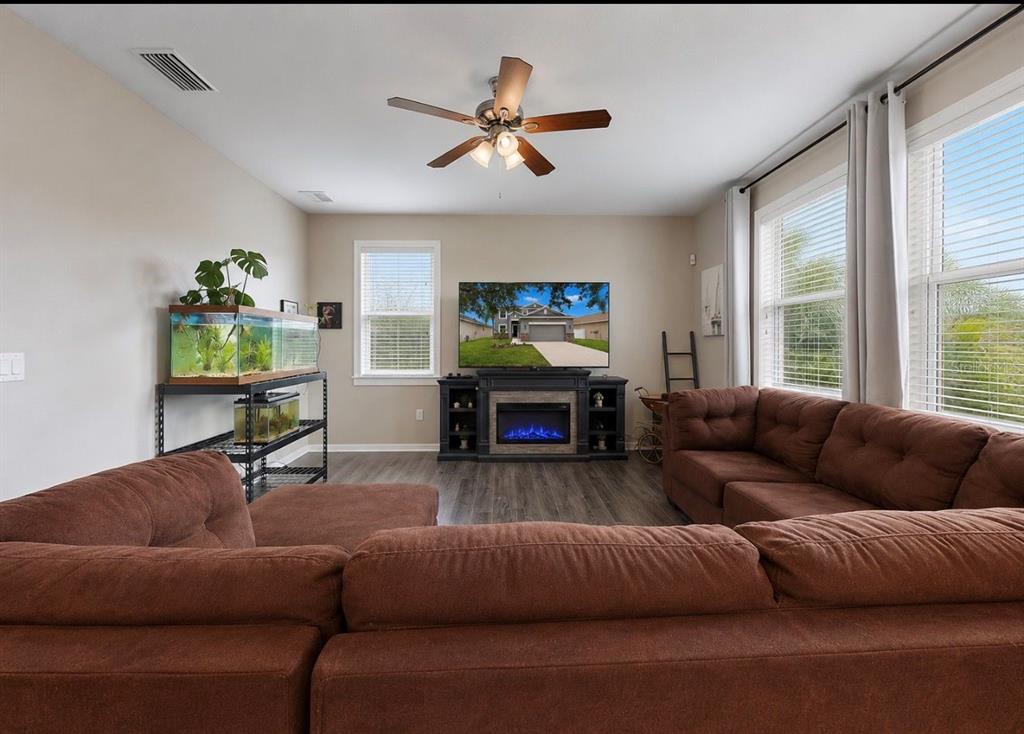 509 Powder View Drive Ruskin, FL 33570 - Photo 7 of 50