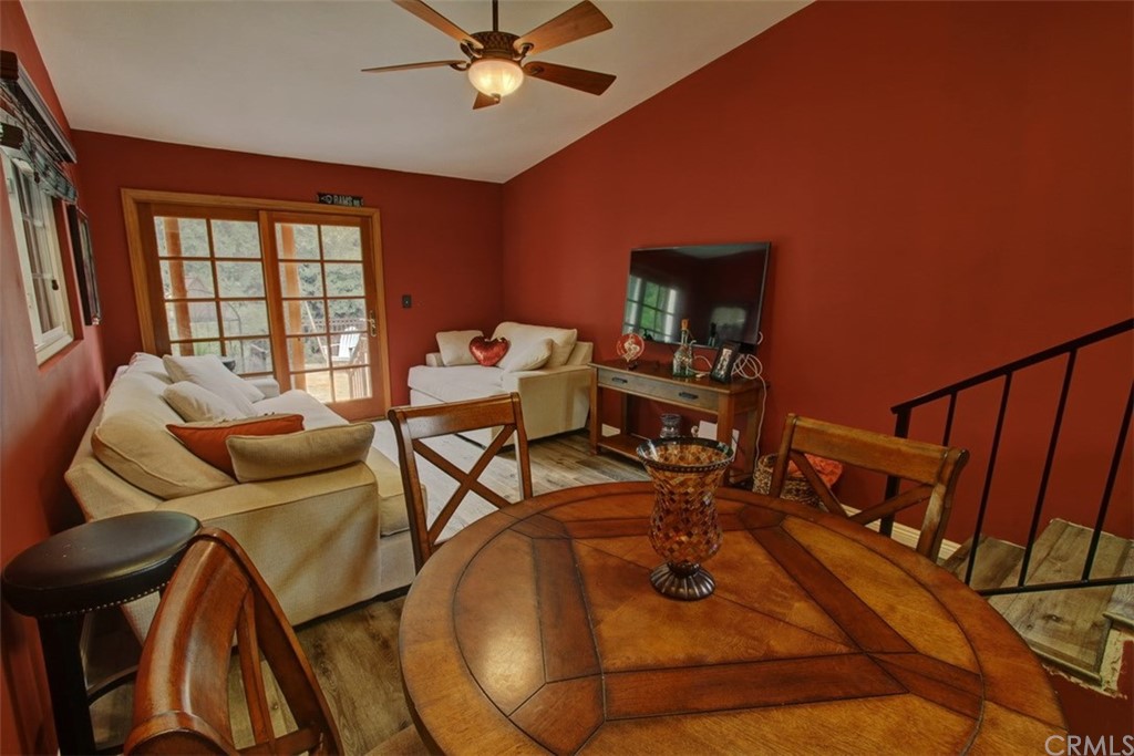 282 Grand Avenue Monrovia, CA 91016 - Photo 11 of 26