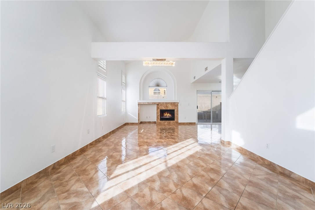 4411 Elk Point Circle Las Vegas, NV 89147 - Photo 5 of 40
