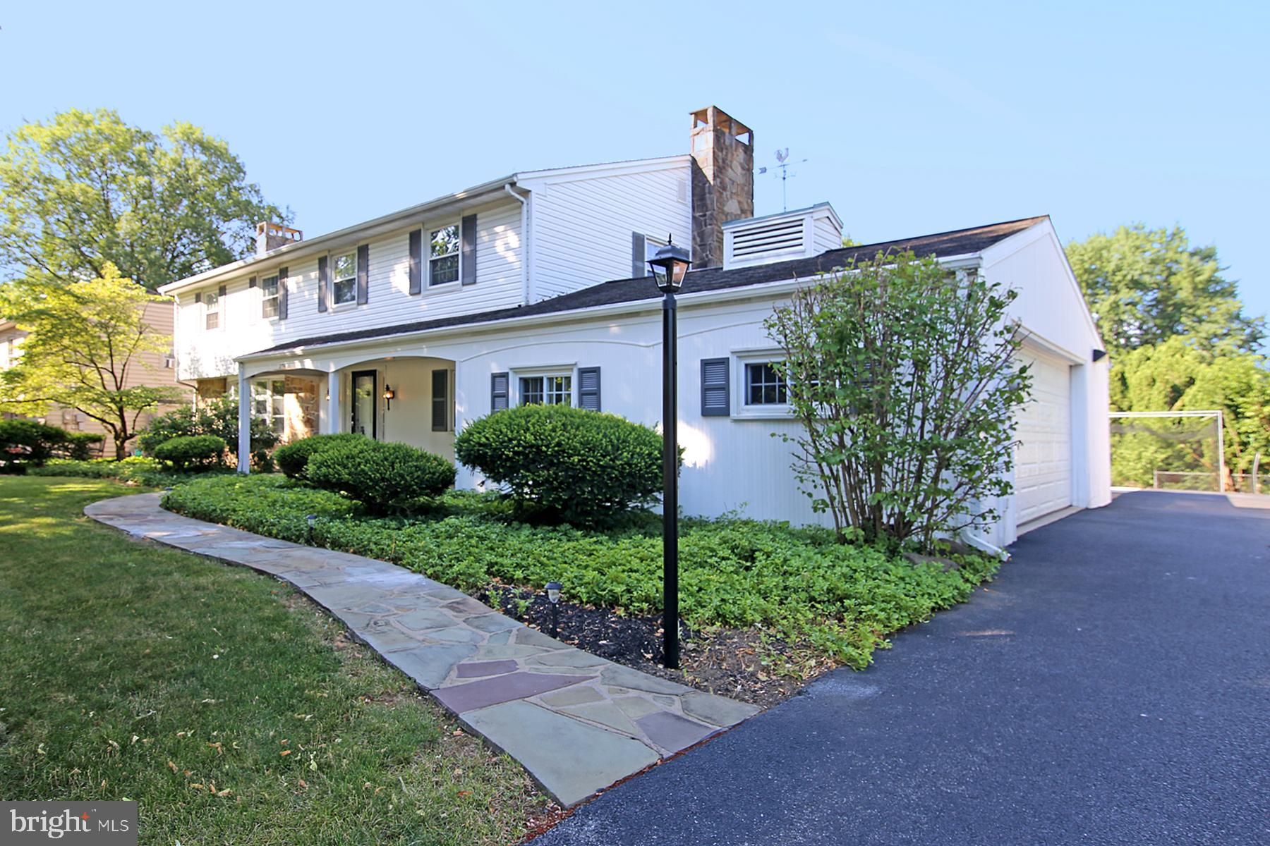 1174 West Main St  