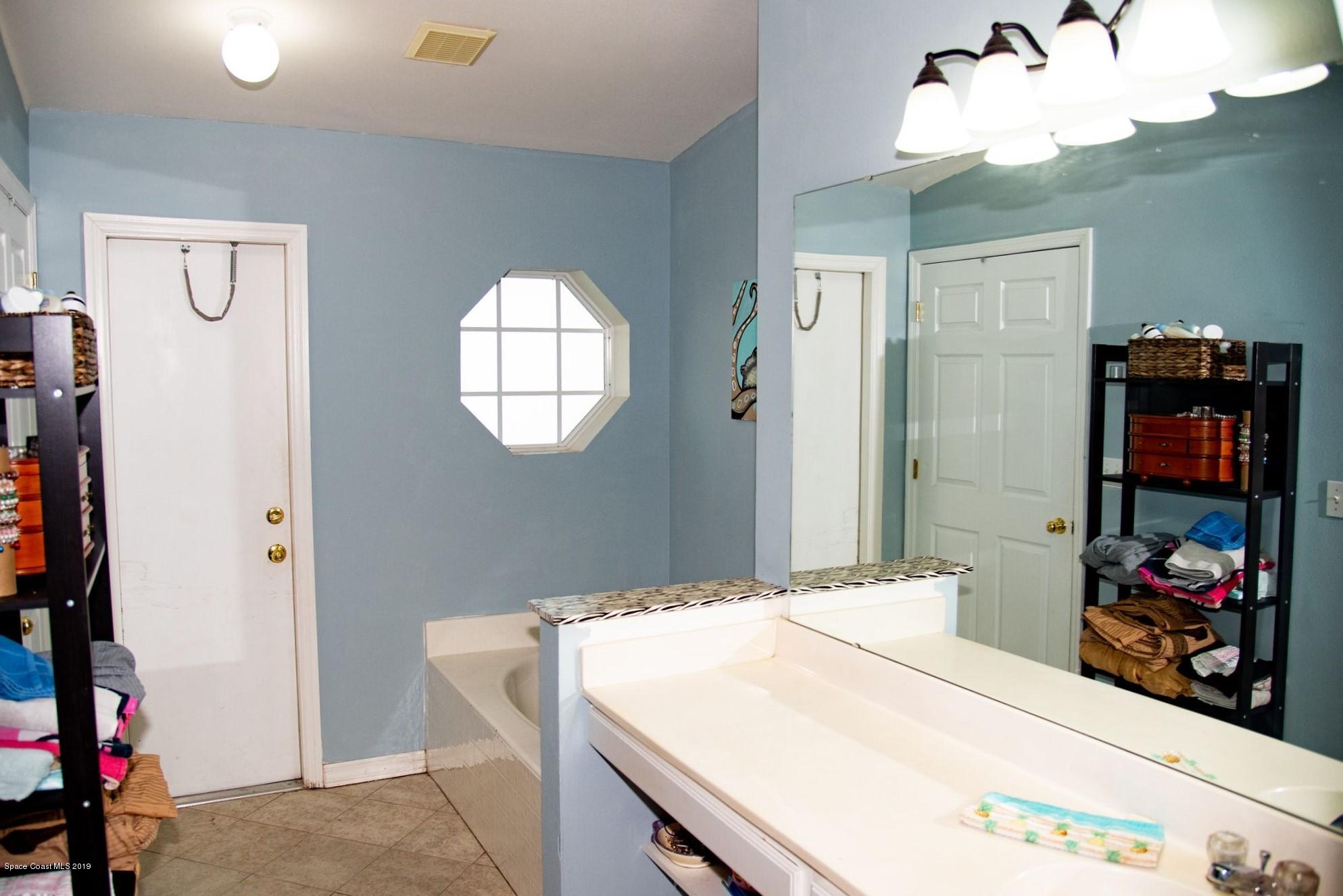 3902 Upmann Drive Rockledge, FL 32955 - Photo 20 of 39 UK3lueOi