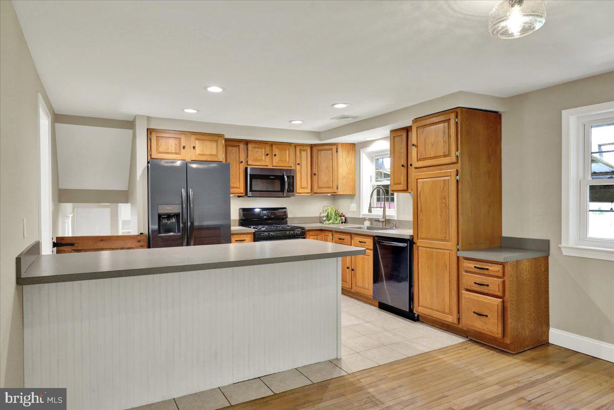 2236 Hopewell Road Elverson, PA 19520 - Photo 10 of 30 Gallery Image 10