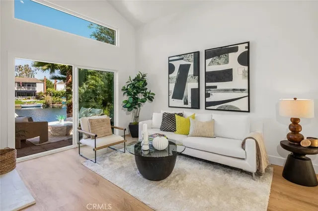 $1,825,000 | 22627 Lakeside Lane, Lake Forest, CA 92630