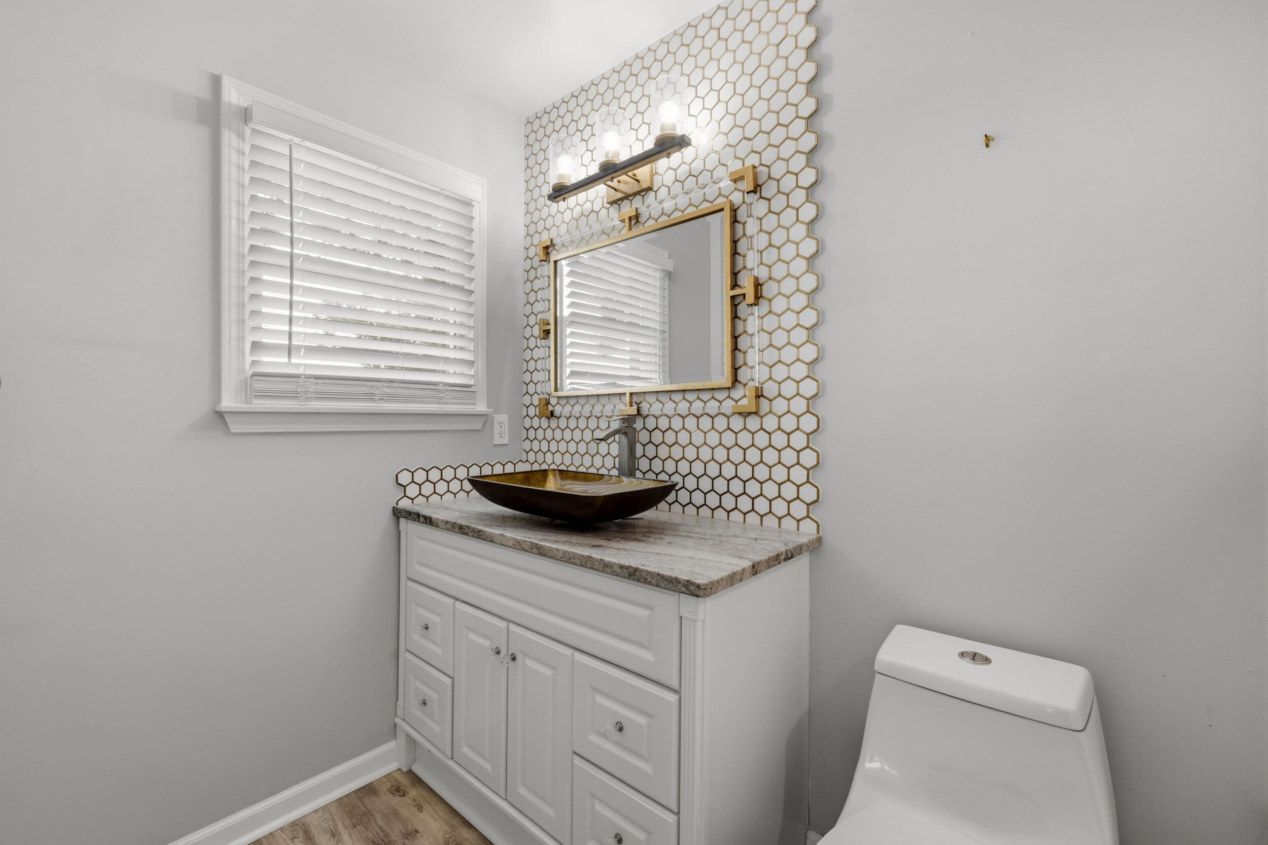 3945 West Leestown Road Midway, KY 40347 - Photo 25 of 120 Full bathroom #3