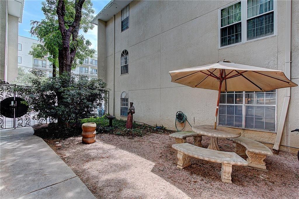 910 Duncan Lane, Unit 7 Austin, TX 78705 - Photo 17 of 20
