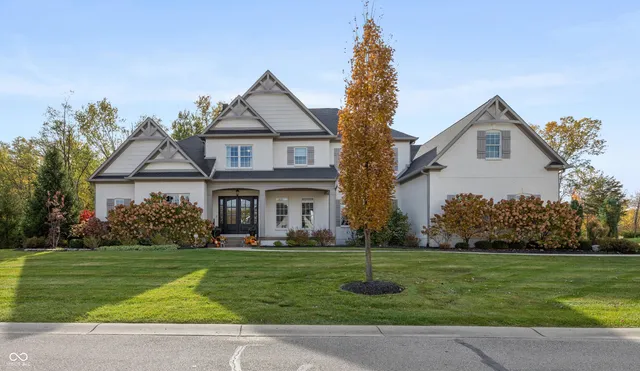 $2,500,000 | 6900 Oldfields Lane, Zionsville, IN 46077