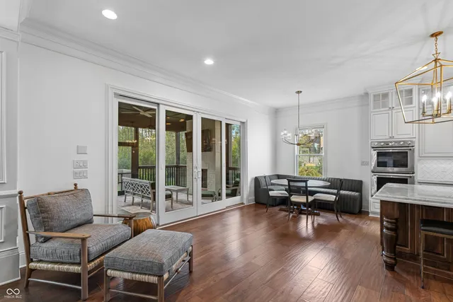 $2,500,000 | 6900 Oldfields Lane, Zionsville, IN 46077