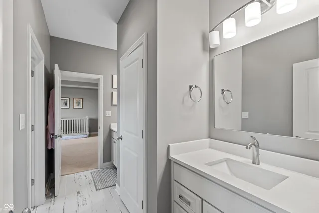 $2,500,000 | 6900 Oldfields Lane, Zionsville, IN 46077