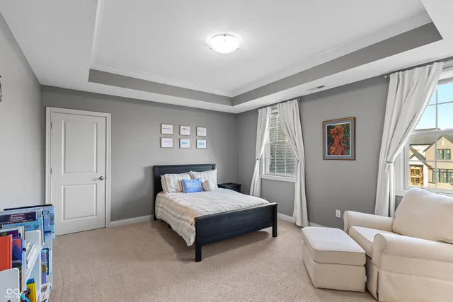 $2,500,000 | 6900 Oldfields Lane, Zionsville, IN 46077