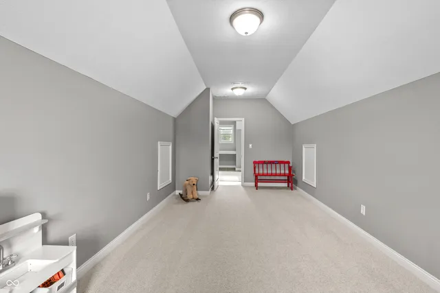 $2,500,000 | 6900 Oldfields Lane, Zionsville, IN 46077