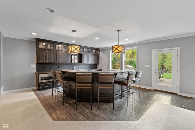 $2,500,000 | 6900 Oldfields Lane, Zionsville, IN 46077