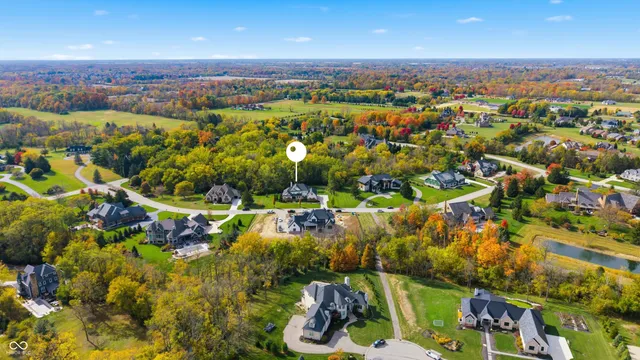 $2,500,000 | 6900 Oldfields Lane, Zionsville, IN 46077
