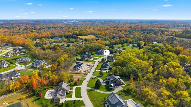 $2,500,000 | 6900 Oldfields Lane, Zionsville, IN 46077