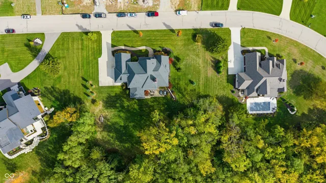 $2,500,000 | 6900 Oldfields Lane, Zionsville, IN 46077