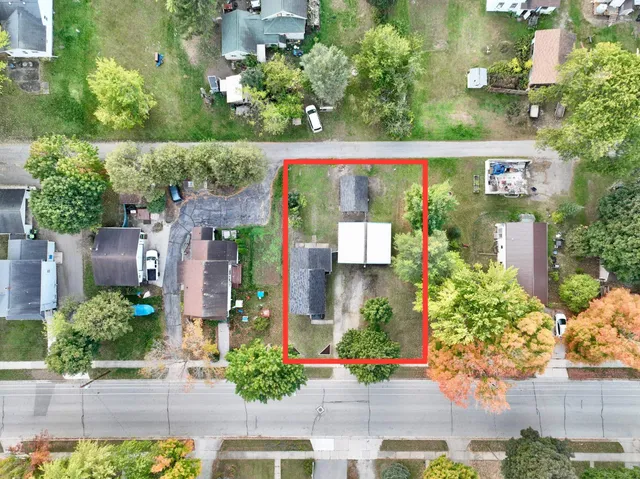 $199,900 | 219 South Maple Avenue, Oconto Falls, WI 54154