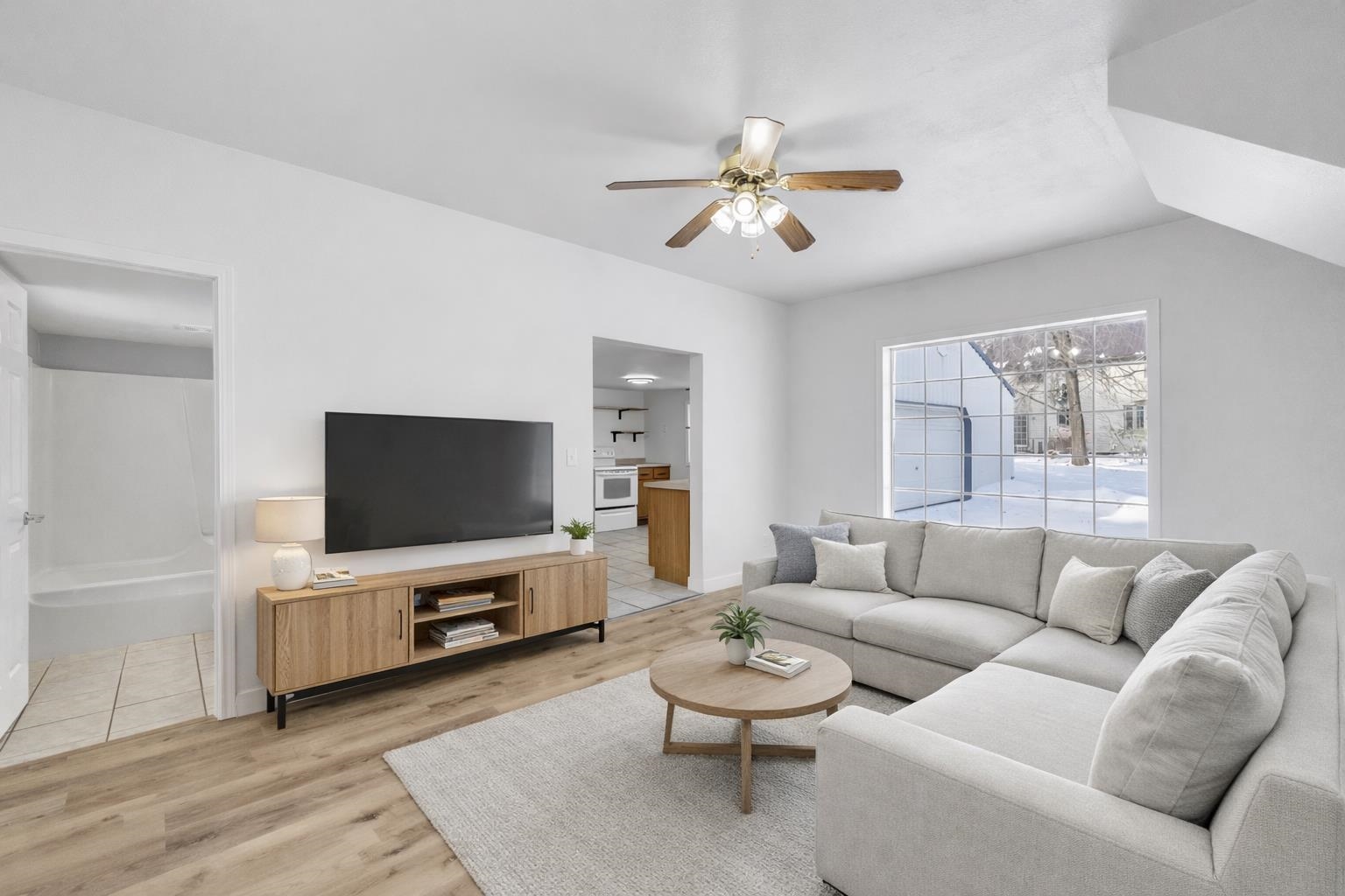 219 South Maple Avenue Oconto Falls, WI 54154 - Photo 5 of 29