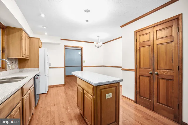 $584,999 | 7 Dinwiddie Court, Fredericksburg, VA 22405