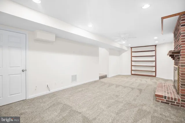 $584,999 | 7 Dinwiddie Court, Fredericksburg, VA 22405