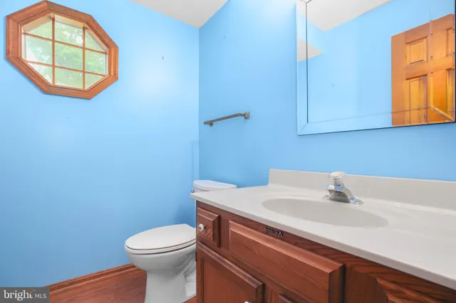 $584,999 | 7 Dinwiddie Court, Fredericksburg, VA 22405