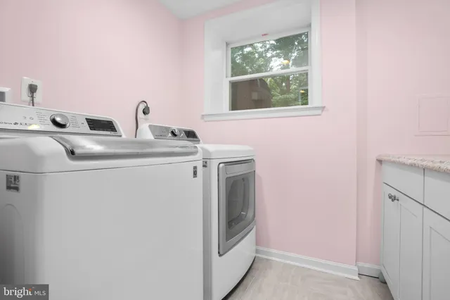 $584,999 | 7 Dinwiddie Court, Fredericksburg, VA 22405