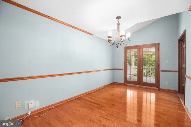 $584,999 | 7 Dinwiddie Court, Fredericksburg, VA 22405