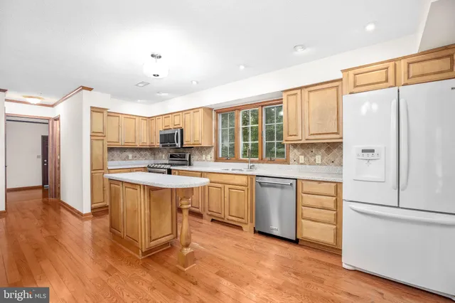 $584,999 | 7 Dinwiddie Court, Fredericksburg, VA 22405