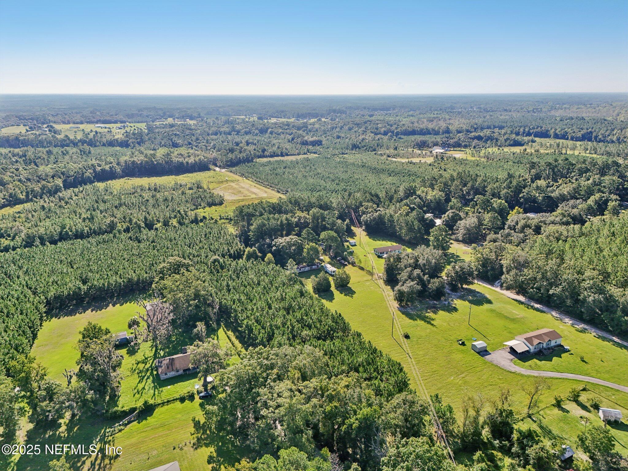 37116 Power Drive Hilliard, FL 32046 - Photo 12 of 23 19-web-or-mls-Power Dr-S0509-019