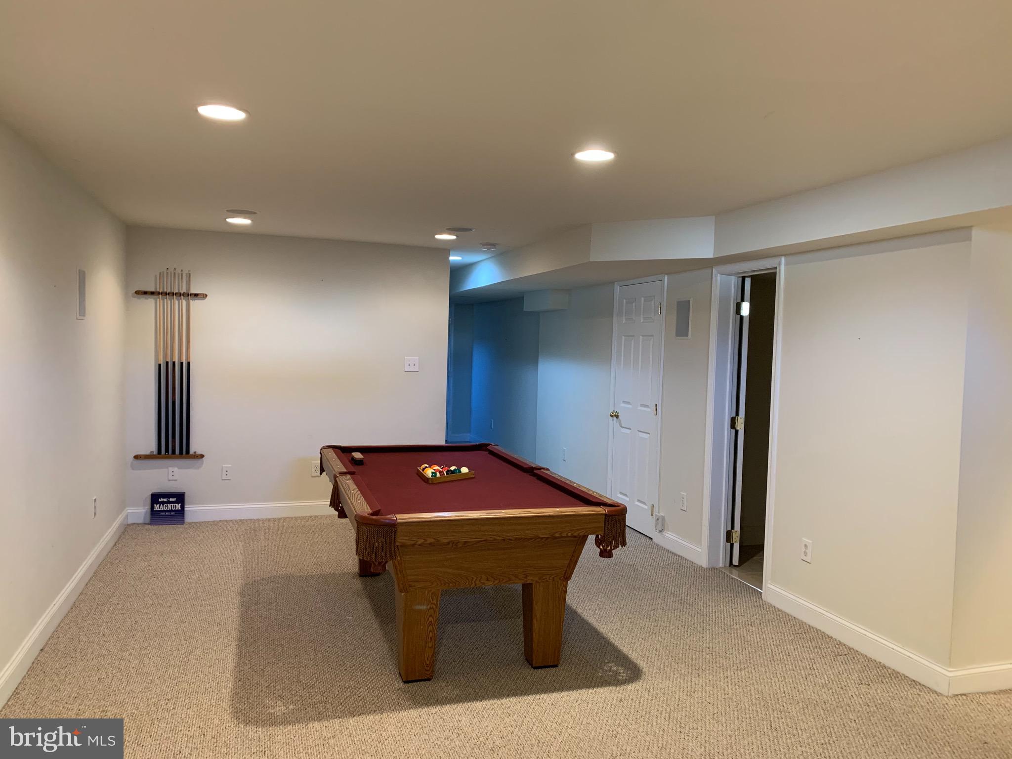 2 Zion Drive Berlin, NJ 08009 - Photo 27 of 37 a room with furniture and window