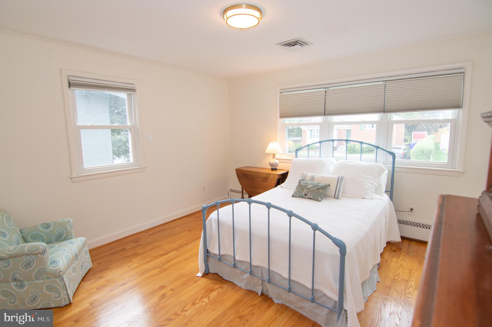 2407 North Rockingham Street Arlington, VA 22207 - Photo 39 of 83 Upper Level 1 Bedroom (#2)
