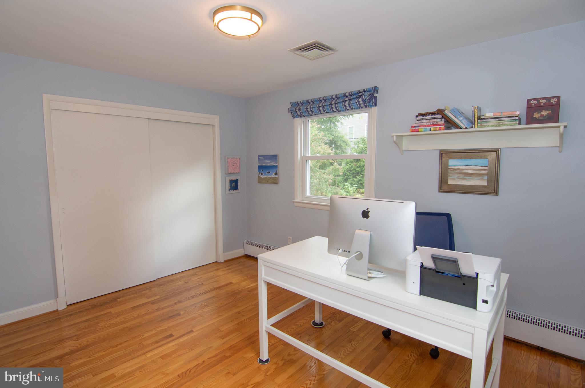 2407 North Rockingham Street Arlington, VA 22207 - Photo 45 of 83 Upper Level 1 Bedroom (#3)