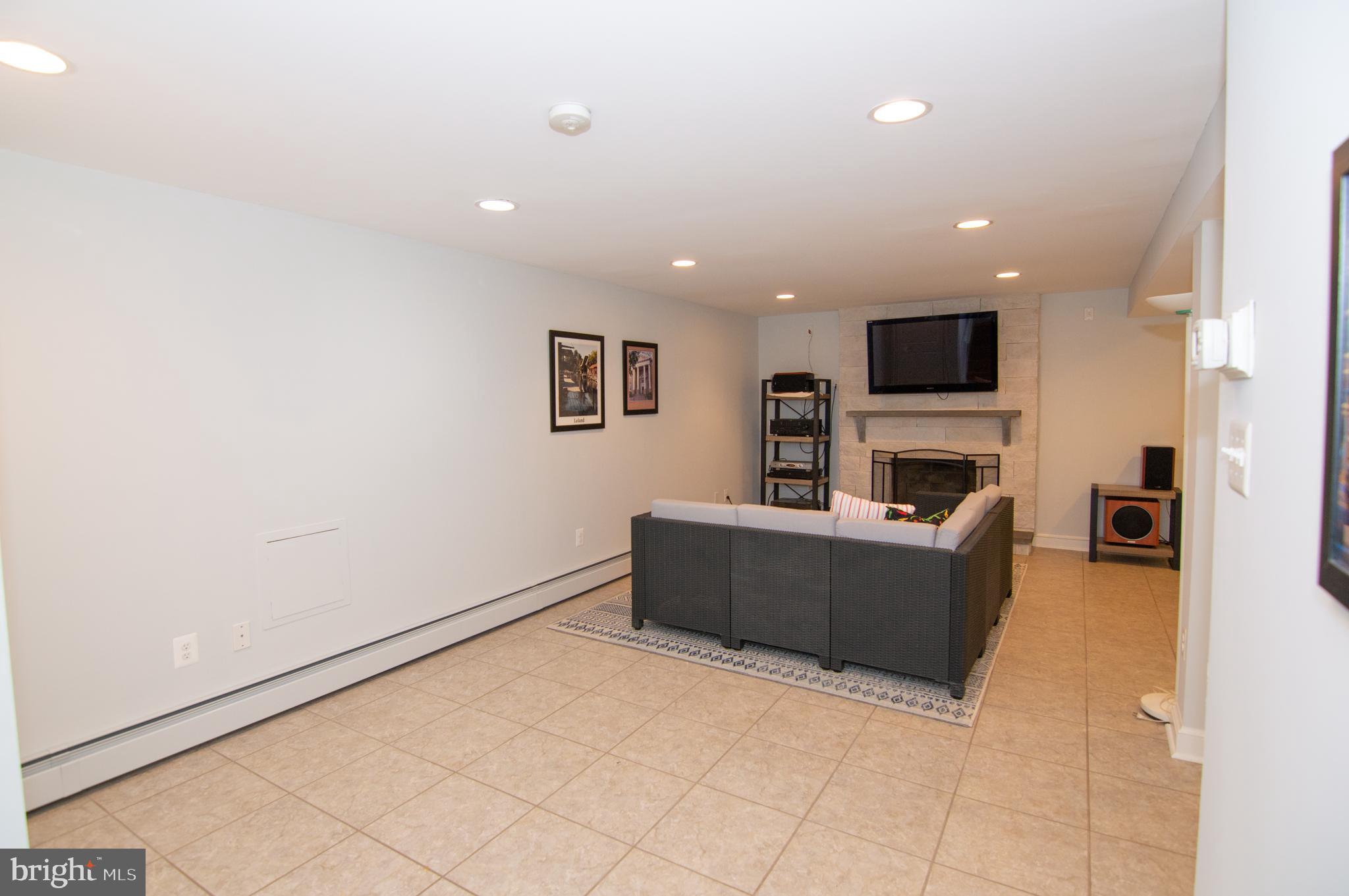 2407 North Rockingham Street Arlington, VA 22207 - Photo 74 of 83 Lower Level 2 Family Room w/ WBFP