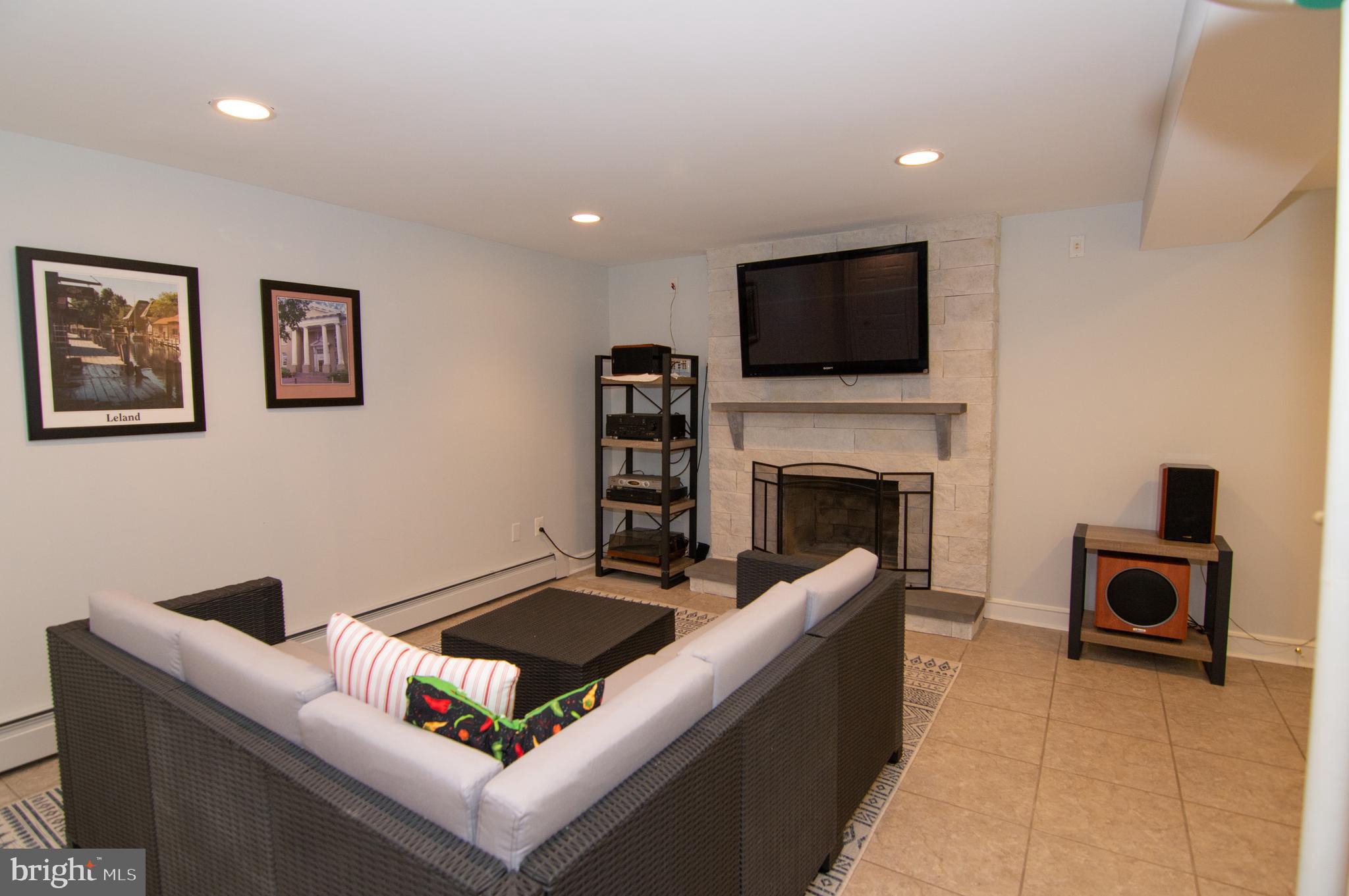 2407 North Rockingham Street Arlington, VA 22207 - Photo 76 of 83 Lower Level 2 Family Room w/ WBFP