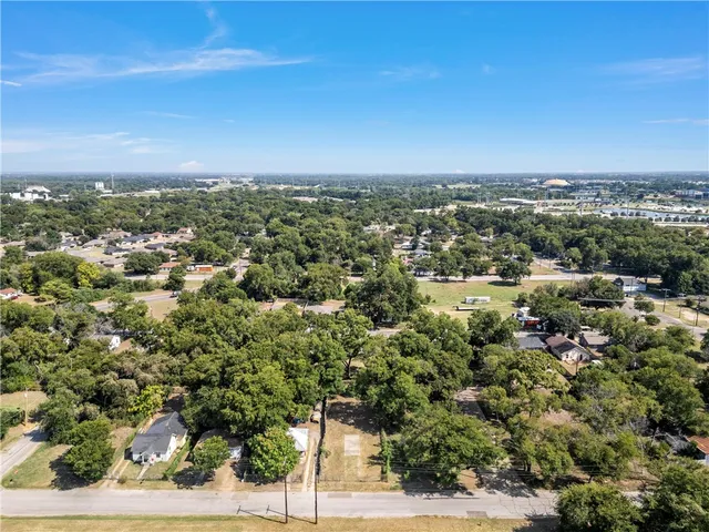 $39,500 | 1003 East Clay Avenue, Waco, TX 76704