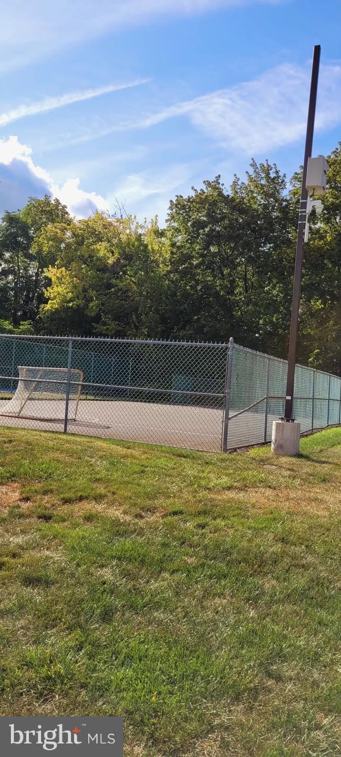 1024 Gates Place Warminster, PA 18974 - Photo 34 of 36