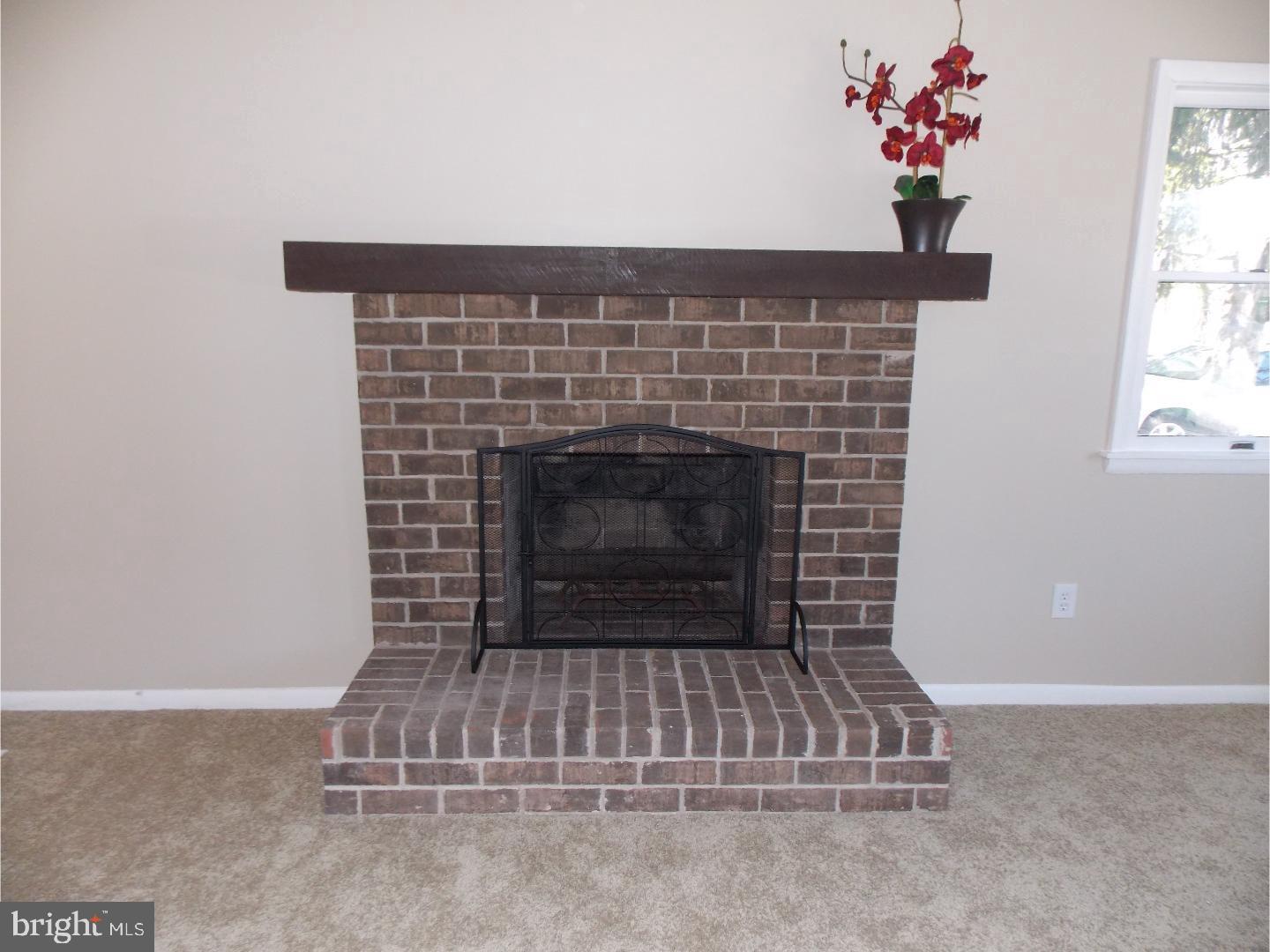 1024 Gates Place Warminster, PA 18974 - Photo 6 of 36