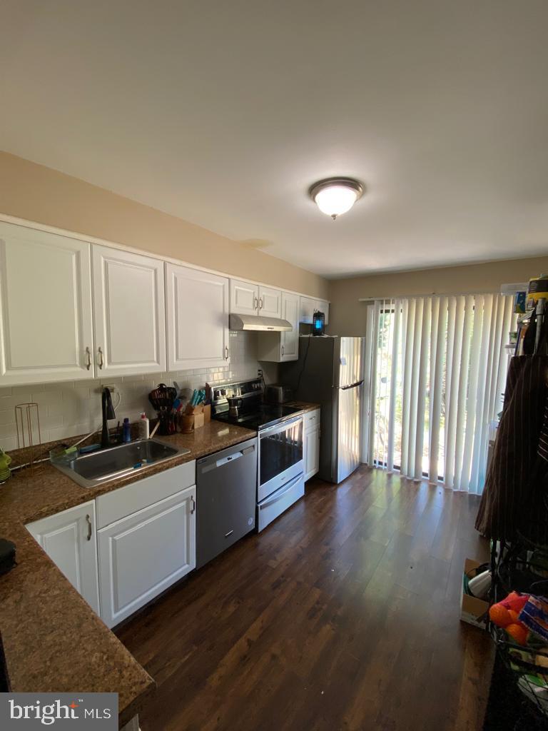 1024 Gates Place Warminster, PA 18974 - Photo 8 of 36