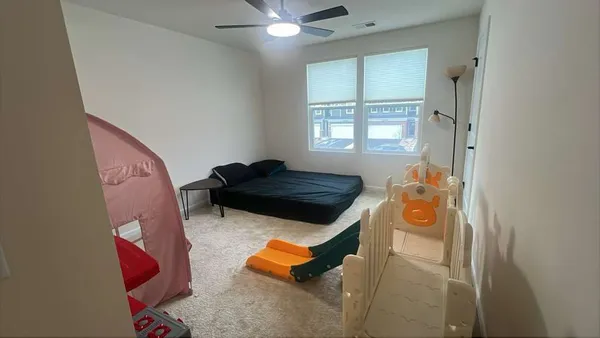 $3,250 | 24453 West Kroll Drive, Plainfield, IL 60585