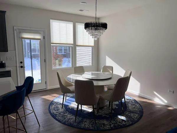 $3,250 | 24453 West Kroll Drive, Plainfield, IL 60585