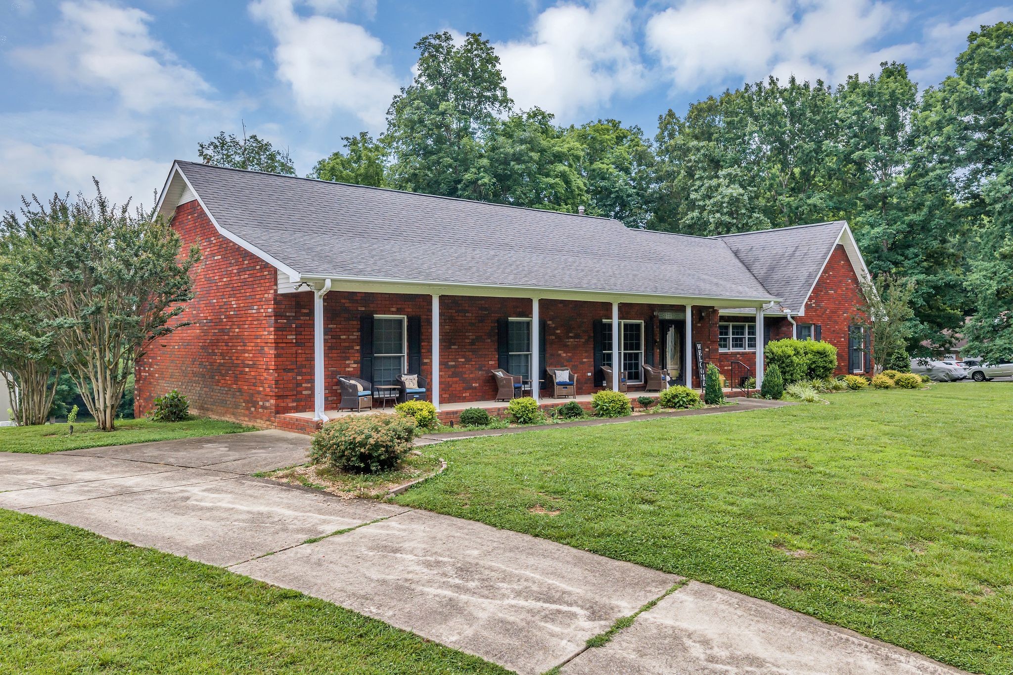 398 North Hummingbird Lane Dickson, TN 37055 - Photo 2 of 57