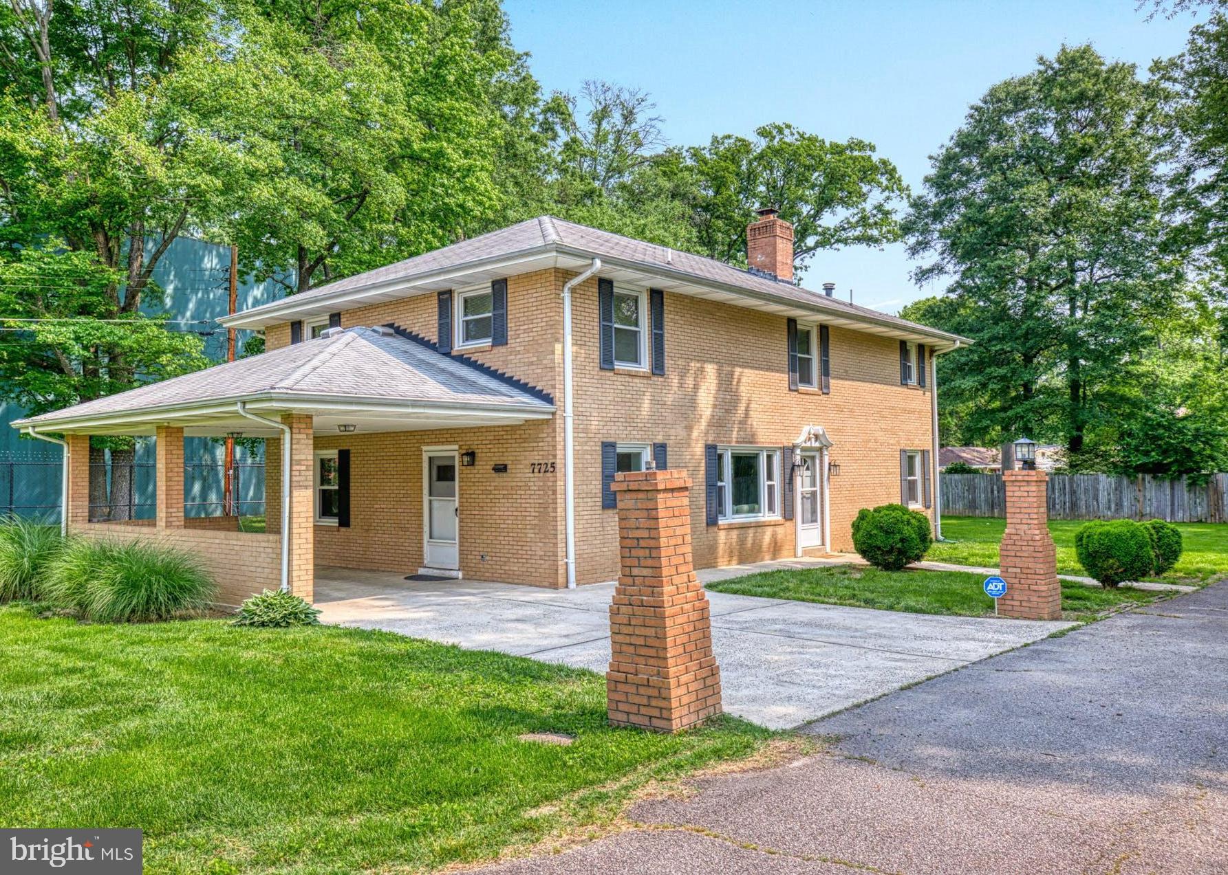 7725 Fordson Road Alexandria, VA 22306 - Photo 3 of 46 Spacious, all brick home, on expansive lot
